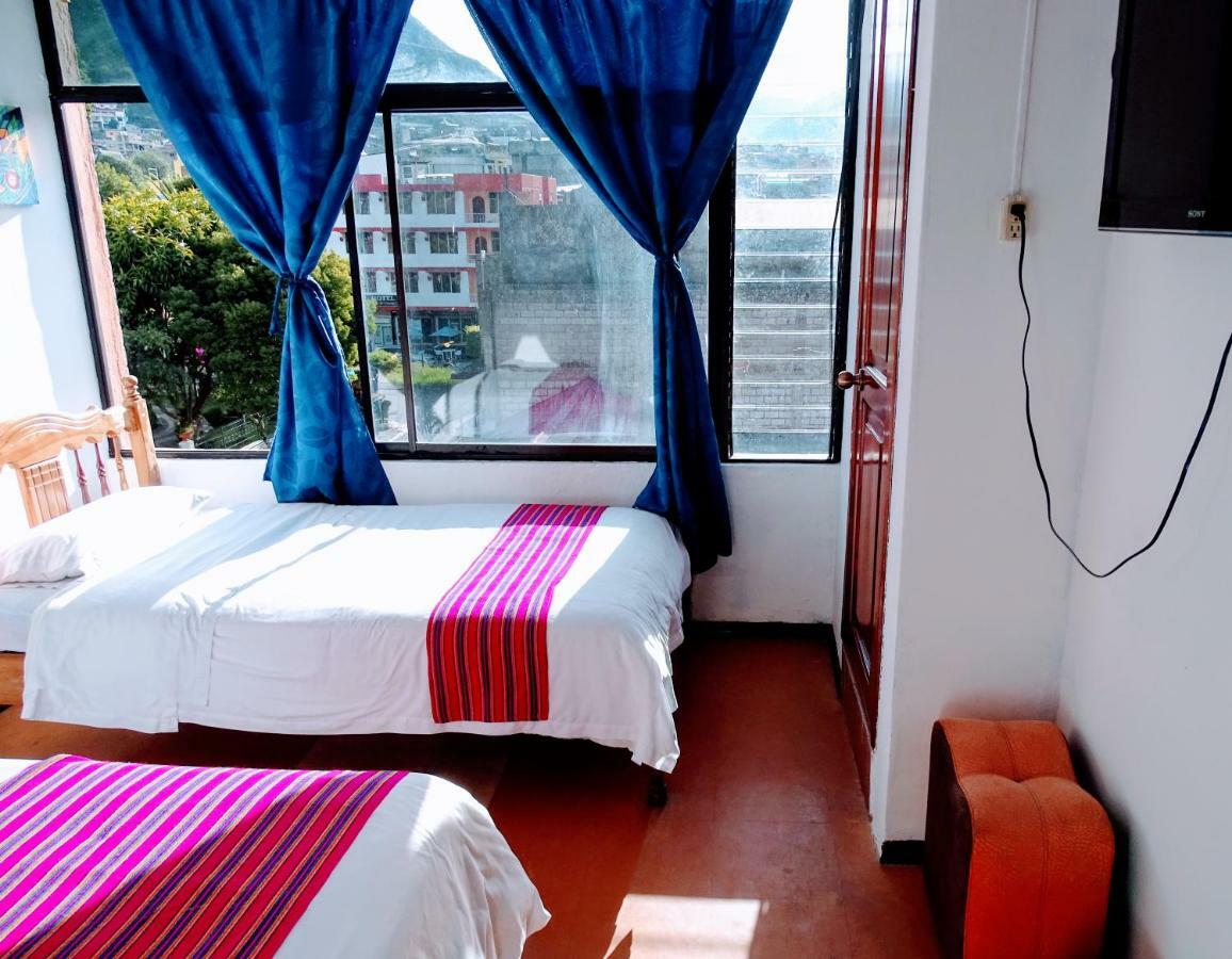 באניוס Erupcion Art Hotel & Hostel מראה חיצוני תמונה