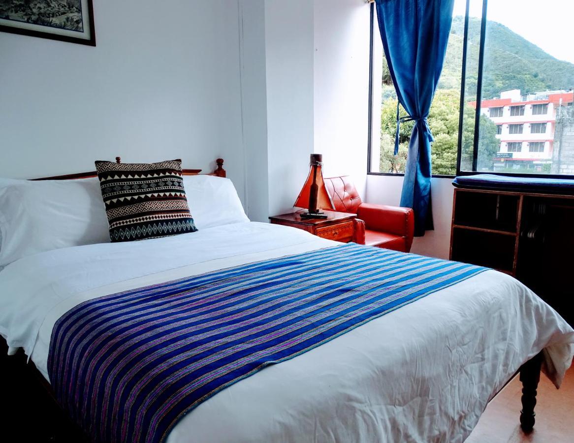 באניוס Erupcion Art Hotel & Hostel מראה חיצוני תמונה